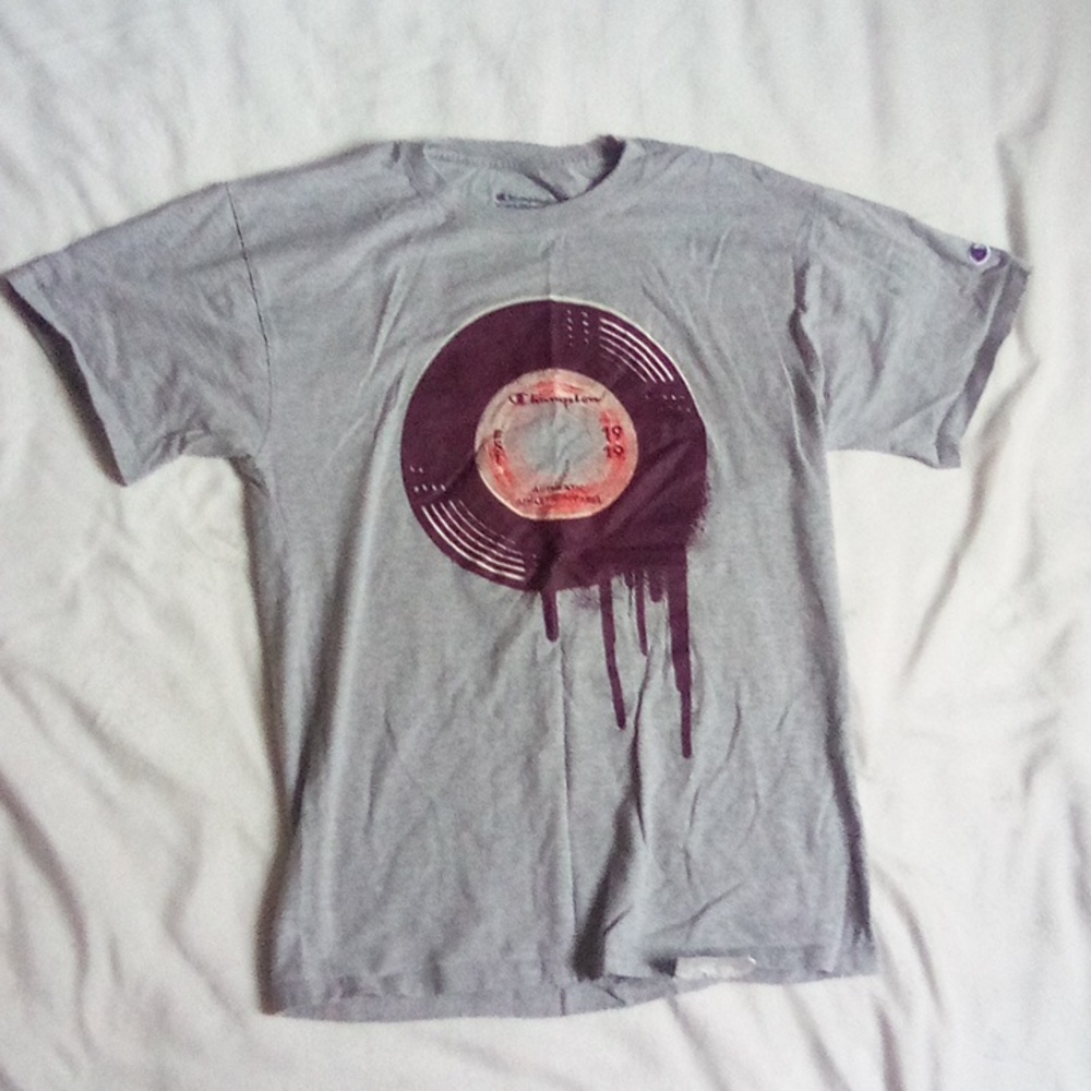 M Gray Champion w Maroon Design T Shirt
